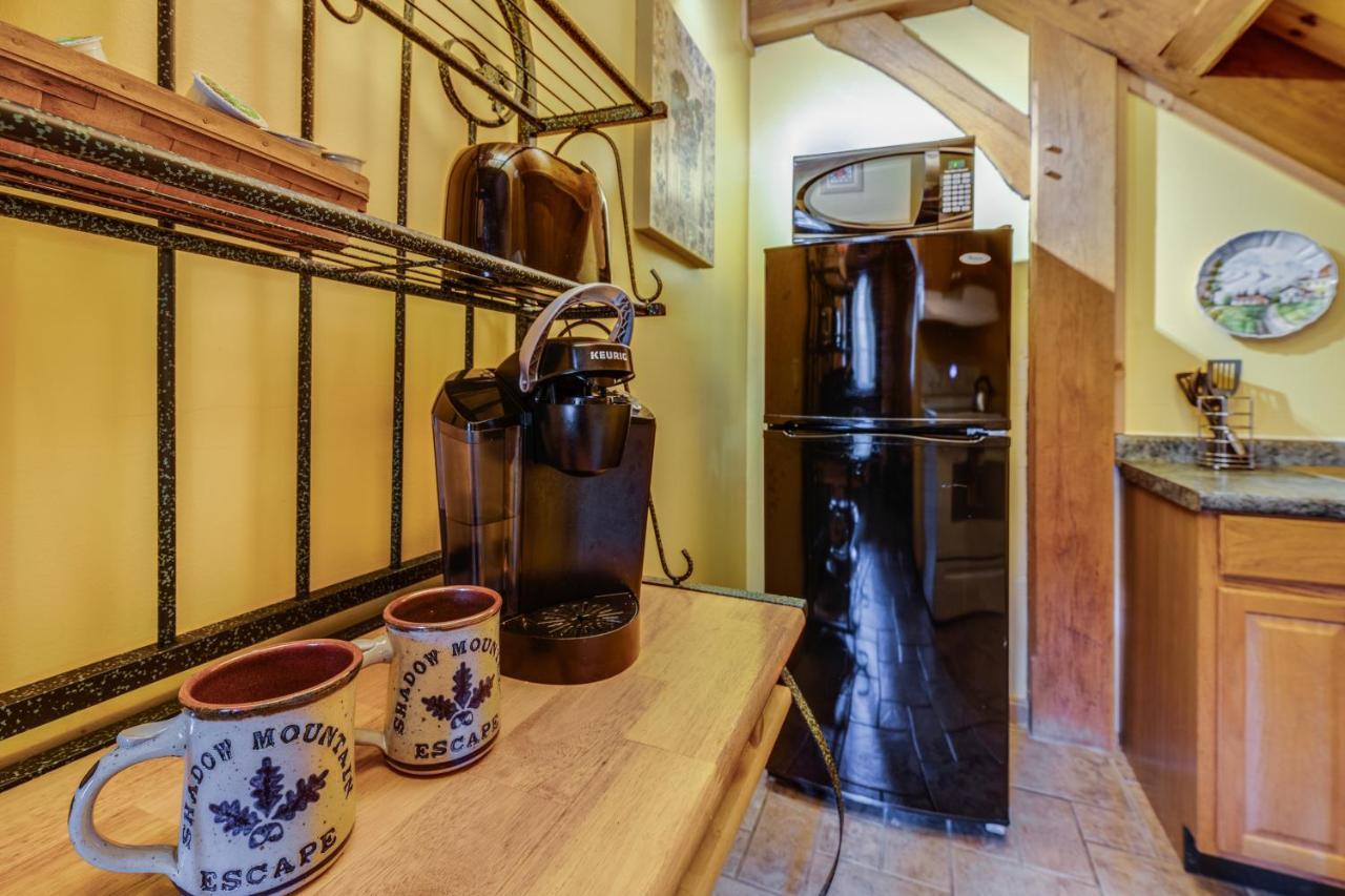 Shadow Mountain Escape Cabin Rentals Luray Εξωτερικό φωτογραφία